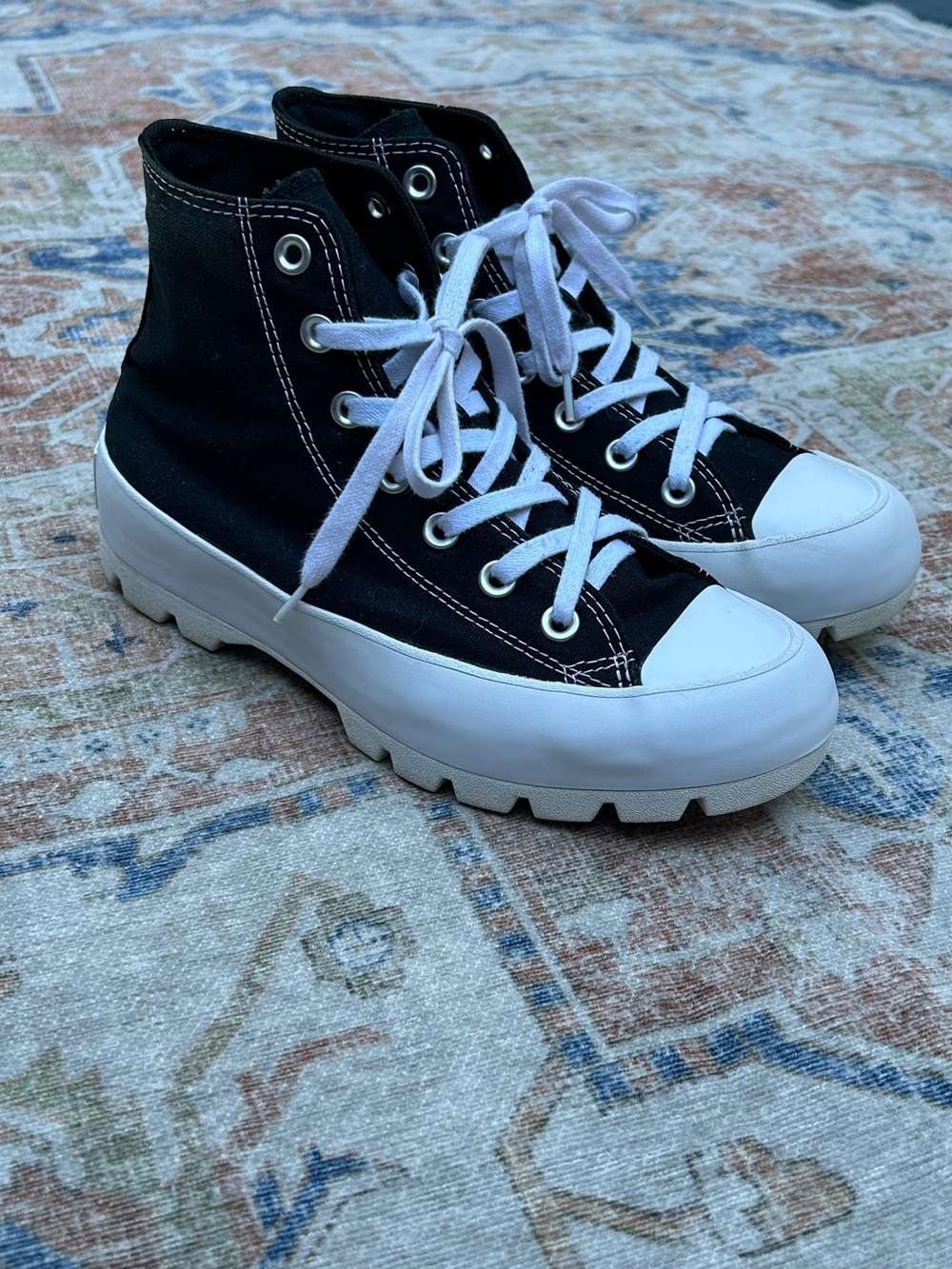 Converse All Star Lugged Platform High Tops Sneaker Black/White | Women’s 7.5 - Picture 2 of 11
